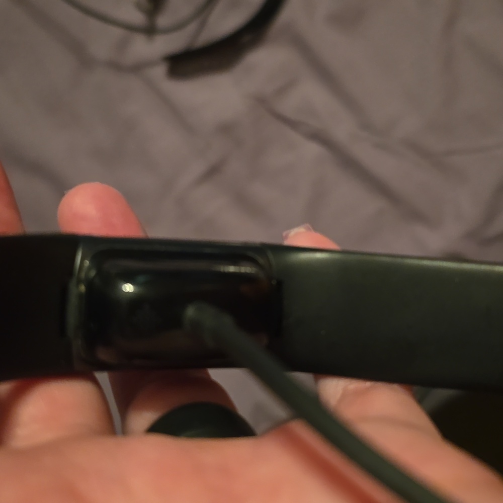 Fitbit bundle - Picture 4 of 6